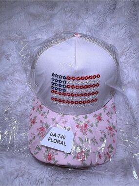 NWT Floral Trucker Hat with Rhinestone American Flag – Adjustable